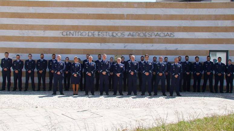 Cerim�nia de Encerramento do Curso B�sico de Comando 01/2026